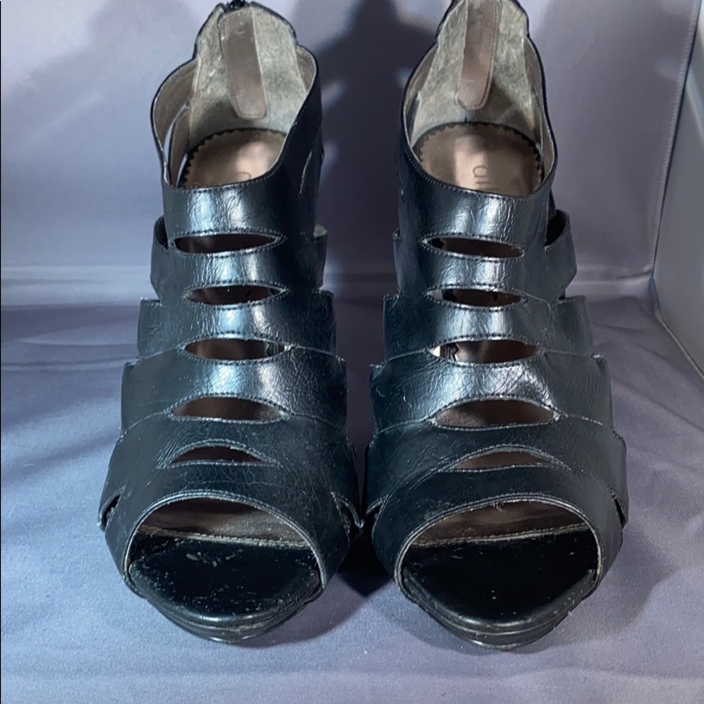 Leather fashion heels